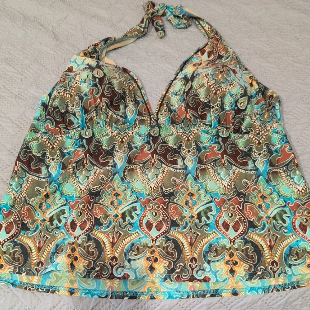 Multicolor Halter Top - Picture 1 of 2